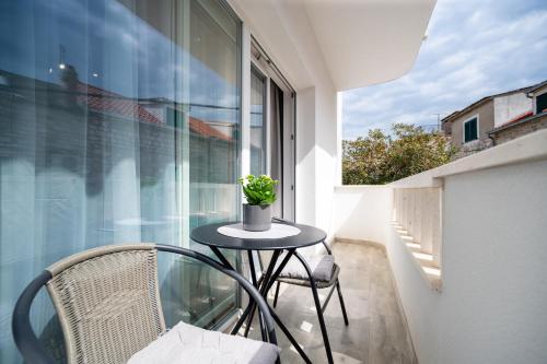 Modern apartman in old town