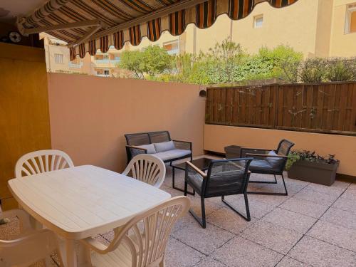 Apartment, Center of Sainte-Maxime, Beach within walking distance