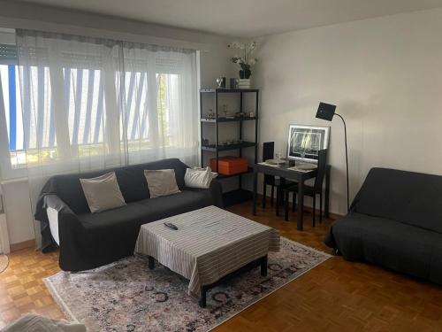 Quiet Champel-Terrasse getaway, 2 minutes from CEVA