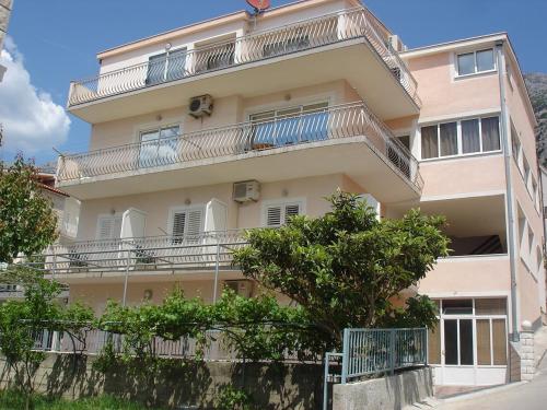 Gambar di galeri bagi Apartments Veronika di Makarska
