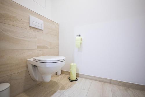 Quiet 2-bedroom apartment with balcony in Hirschstetten
