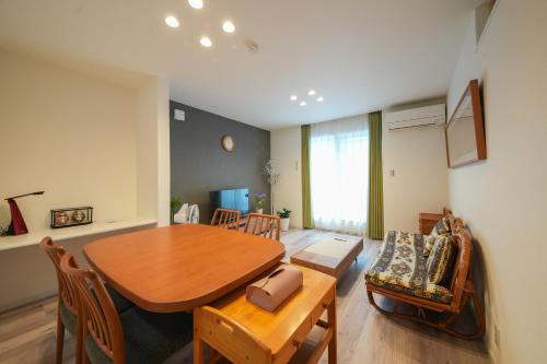 IWA House 2 brand new detached house with convenient transportation near Namba Shinsaibashi and Nipponbashi with two toilets and two bathrooms