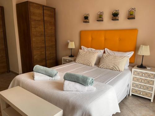 Cabanas Apartment Private Pool & Free Parking 5 min drive to beach