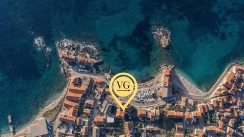 Villa Palazzo Antiqua island Vis by Villas Guide
