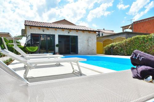Villa Lux Nina with six bedrooms, private pool by Adex Travel