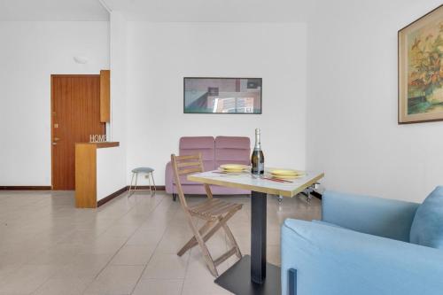 Luminous Designer Home near Paolo Sarpi - Messina