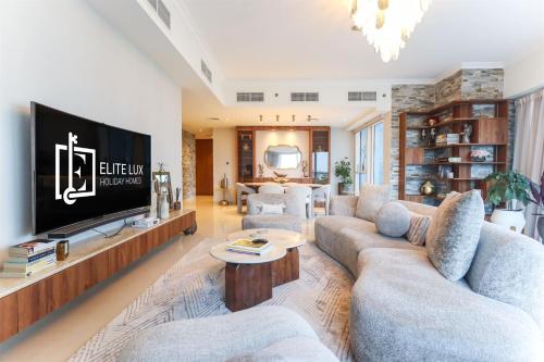 Elite LUX Holiday Homes - Ultra Modern 2BR Balcony Marina & Park Views