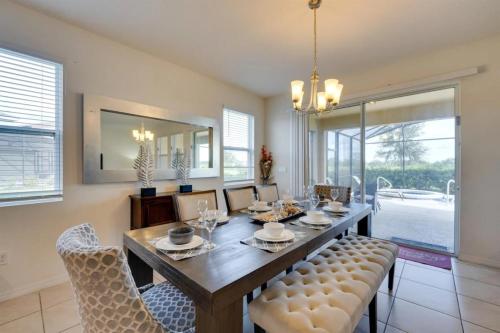 7BR Resort Pool Home Near Disney - 8004 photo 11