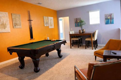 7BR Resort Pool Home Near Disney - 8004 photo 24