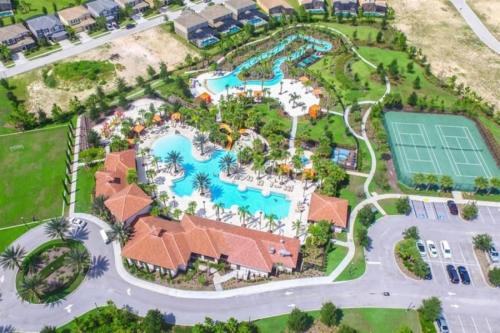7BR Resort Pool Home Near Disney - 8004 photo 51