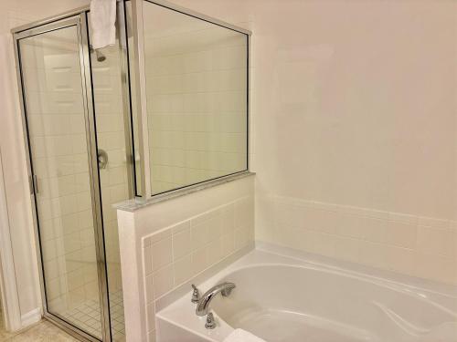 610 Beautiful 5BR Single-Story W Pool in Resort photo 24