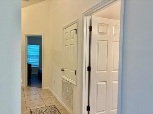 610 Beautiful 5BR Single-Story W Pool in Resort photo 33