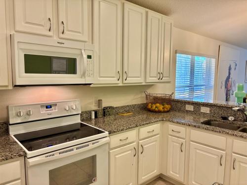 610 Beautiful 5BR Single-Story W Pool in Resort photo 59