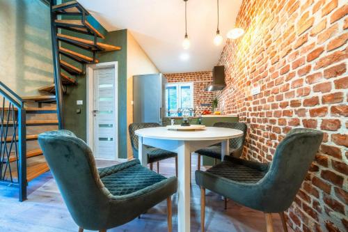 Lex apartment