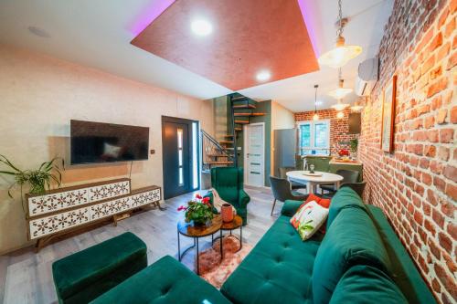 Lex apartment
