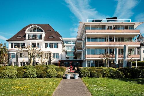 RIVA - Das Hotel am Bodensee — Property building