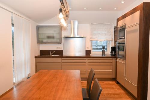 Penthouse Glacier View 10 5 incl SUMMER CARD by All in One Apartments