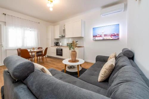 Apartman Relax s bazenom i vanjskim kominom - Zadar