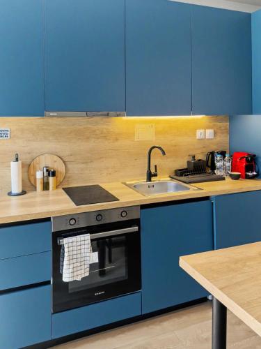 Estia Premium Apartments - Valouritou 25 Big Balcony