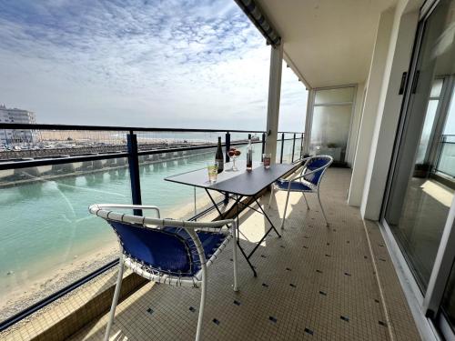 Appartement avec vue sur le chenal et l'océan