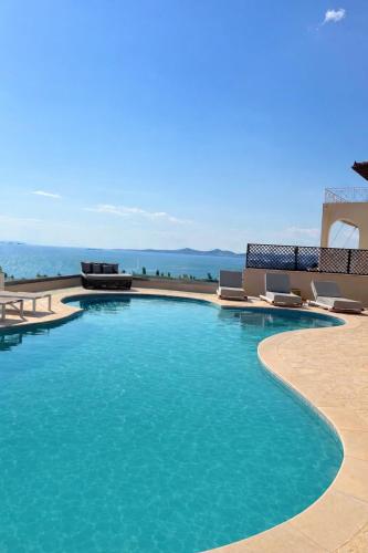Seaview Villa Resort Lagonissi - Walk to Beach