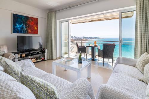 Luxury Beachfront Apartment - Albufeira - Praia do Peneco