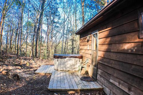 Oh Deer - Studio Wooded Twin Cabin, Hot Tub, TV & Wifi photo 41