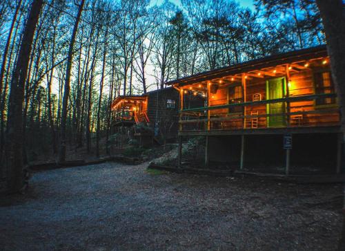 Oh Deer - Studio Wooded Twin Cabin, Hot Tub, TV & Wifi photo 56