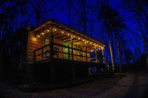 Oh Deer - Studio Wooded Twin Cabin, Hot Tub, TV & Wifi photo 59