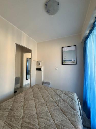 Apartment with sunny terrace air conditioning