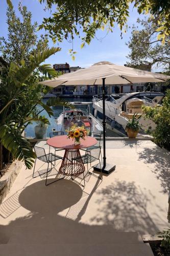Luxueux appartement avec terrase sur la mer