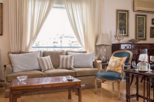 Luxurious apt in the Athenian Riviera
