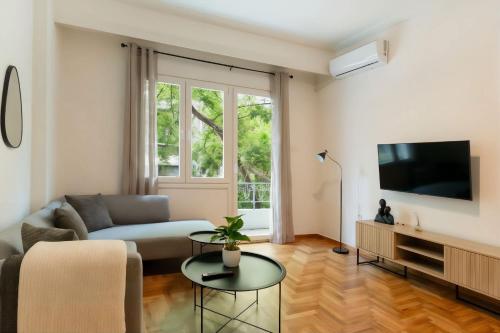 Stylish 2bd Apt close to metro