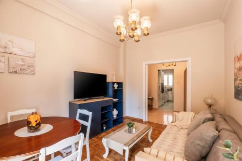 Relax & Comfy 2BR Apt Close To Athens Center