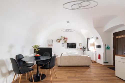 2 Room Apartment - 5 Guests - Ground Floor - Modern