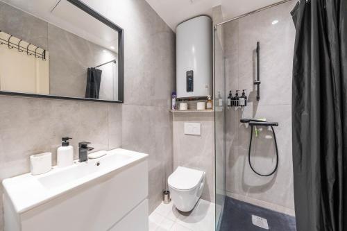 Modern, bright, central and cozy accommodation