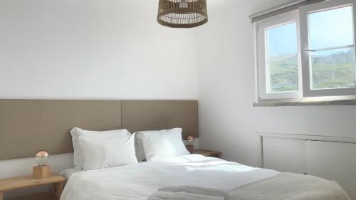 Azenhas do Mar Beach House