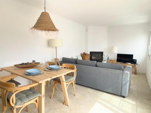 Azenhas do Mar Beach House