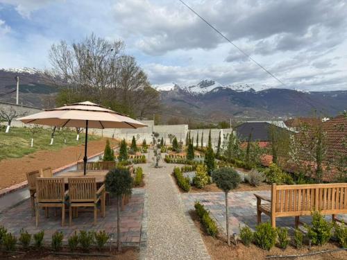 Gallery image of Countriside Holiday Villa in Kovashicë