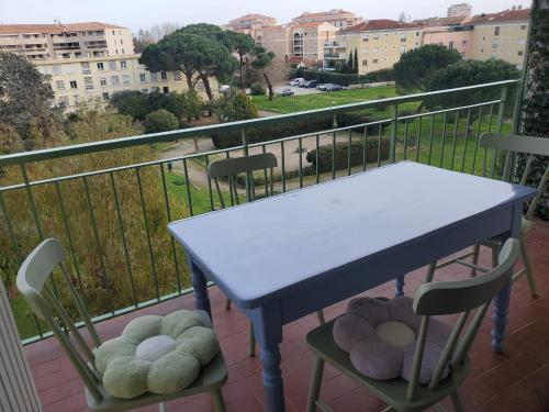 Appartement, vue grand parc, proche des plages
