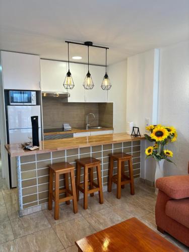 Seaview Friendly Holiday Home 4