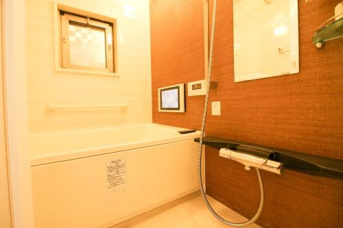 Nippombashi Subway Station 1 min Upscale apartment with elevator