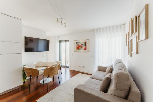 Ria Palace by ICON