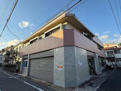 2 mins to Ikebukuro by train and Up to 6 Guests N103