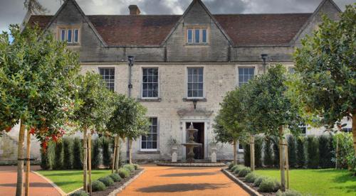 The building where the apartment is located 