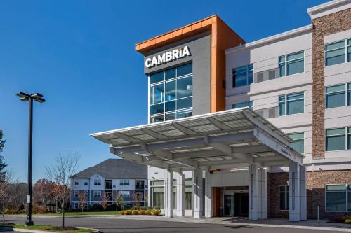 a rendering of the entrance to a camarilla building at Cambria Hotel Manchester South Windsor in South Windsor