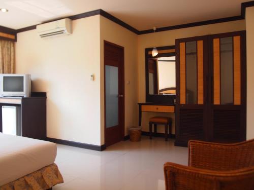 Gallery image of Summer Inn in Lamai