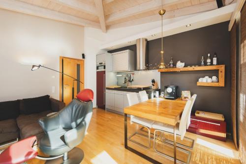Ski & Golf Suite 25 with Maiskogel View by All in One Apartments