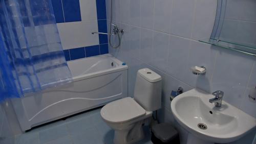 Ένα μπάνιο στο Hotel Gloria