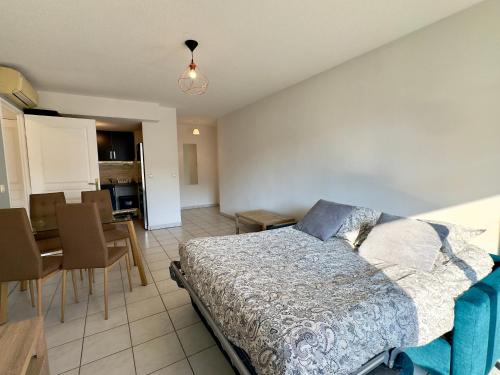 L'Estivalière SCLS - Wifi, Parking, Climatisation